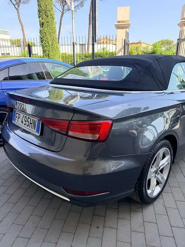 Usata Audi A3 Cabriolet Sport 150 CV (110 kW) 2018 Grigio Cabrio