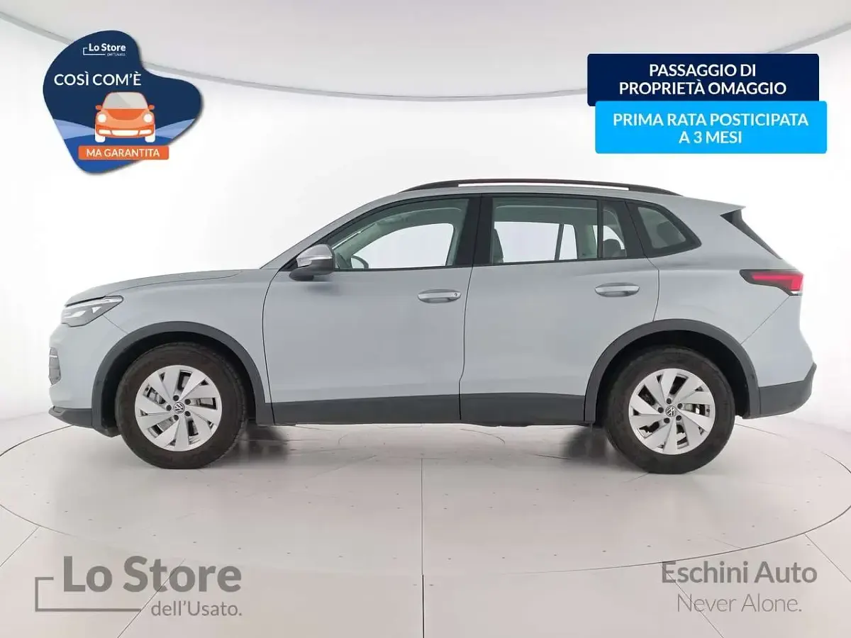 Usata VW Tiguan Life 150 CV (110 kW) 2024 Dolomite silver metallizzato SUV