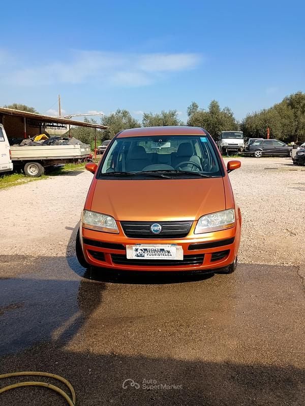 Usata Fiat Idea 95 CV (69 kW) 2005 Monovolume