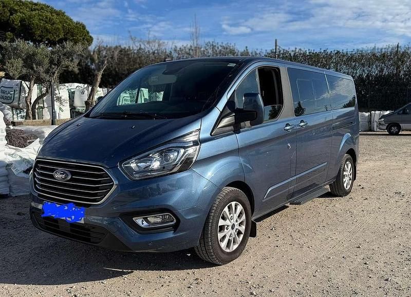 Usata Ford Tourneo Custom Titanium 185 CV (136 kW) 2022 Blu/azzurro Furgone