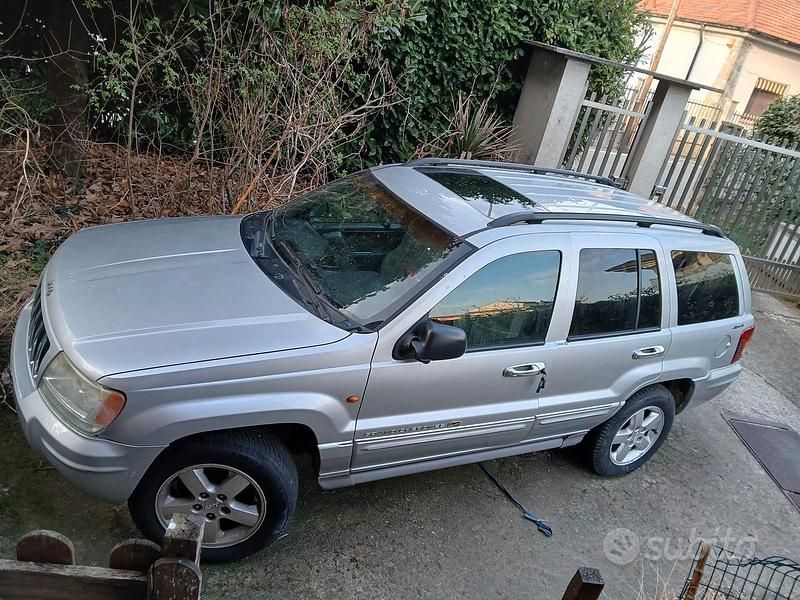 Usata Jeep Grand Cherokee Overland 2003 Grigio SUV
