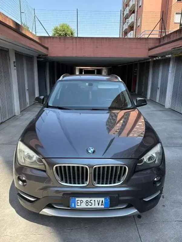Usata BMW X1 Efficient Dynamics 184 CV (135 kW) 2013 Grigio SUV