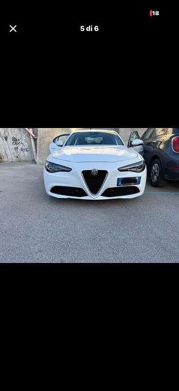 Usata Alfa Romeo Giulia Super 150 CV (110 kW) 2017 Berlina