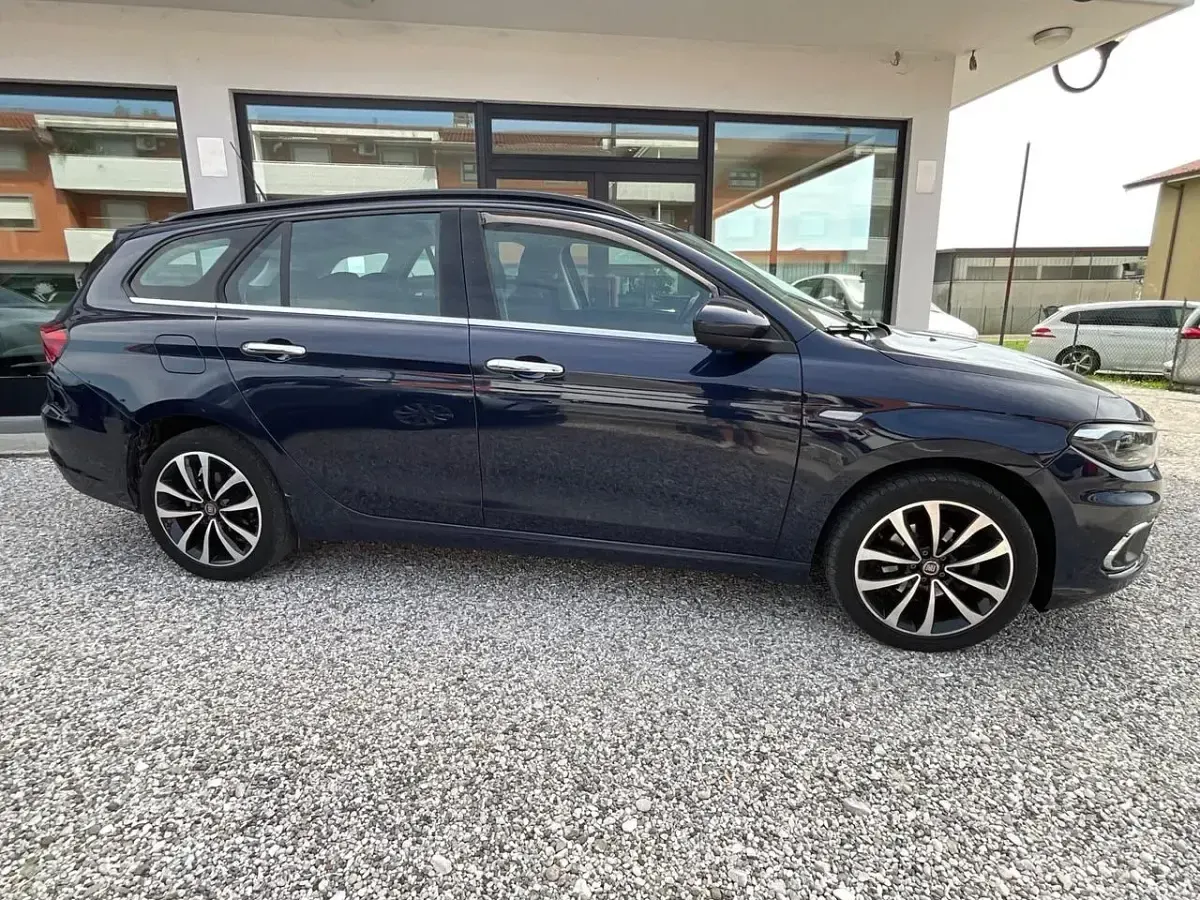 Nuova Fiat Tipo S 130 CV (95 kW) 2026 Blu Station wagon