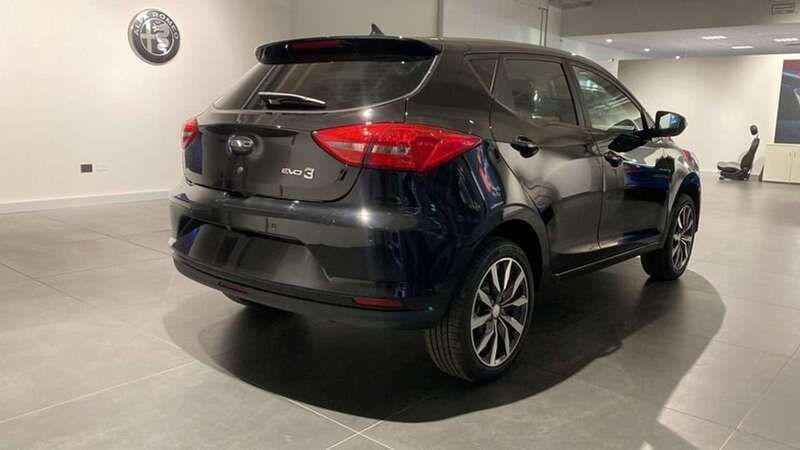 Usata EVO Evo 3 83 kW (113 CV) 2022 Nero SUV