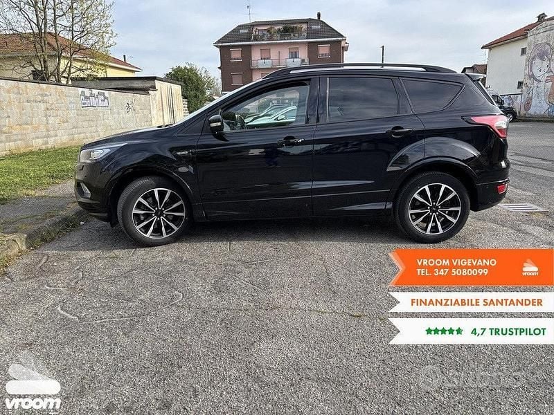 Usata Ford Kuga S 120 CV (88 kW) 2018 Nero SUV