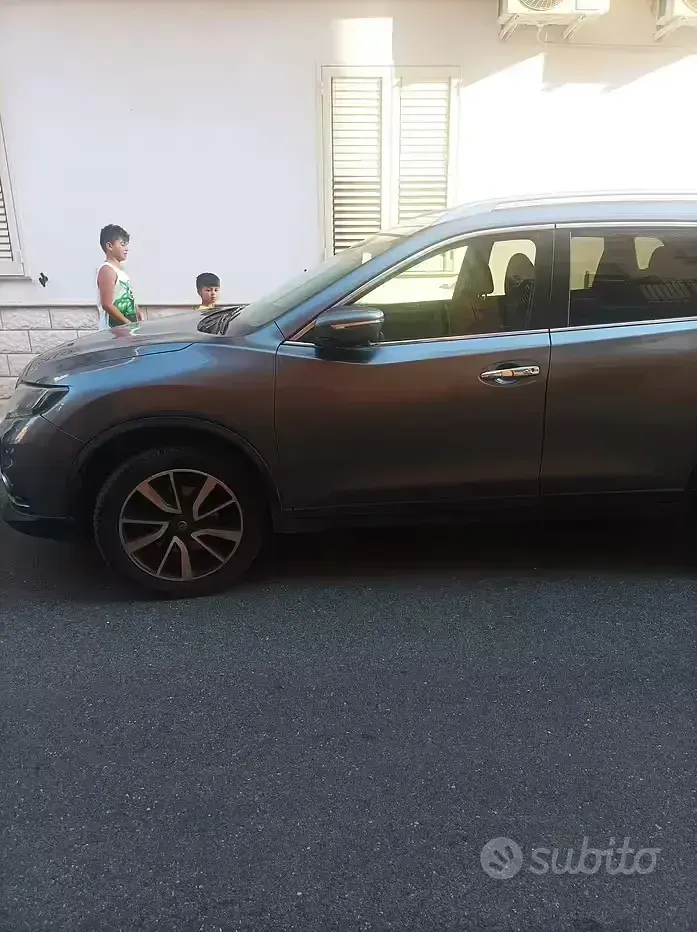 Usata Nissan X-Trail 131 CV (96 kW) 2016 Grigio SUV