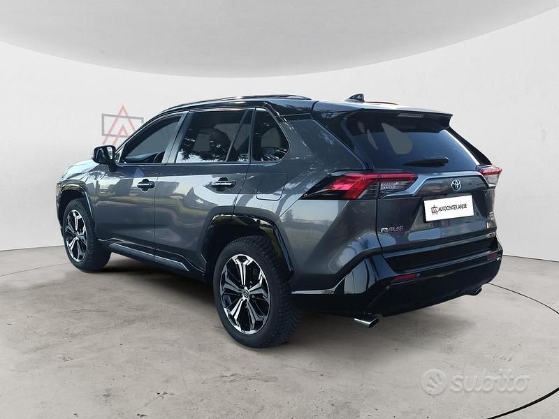 Usata Toyota RAV4 Hybrid Style 185 CV (136 kW) 2021 Grigio SUV