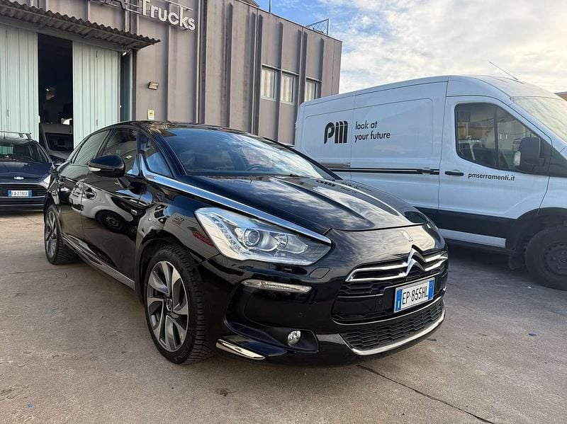 Usata Citroën DS5 163 CV (119 kW) 2013 Nero Utilitaria