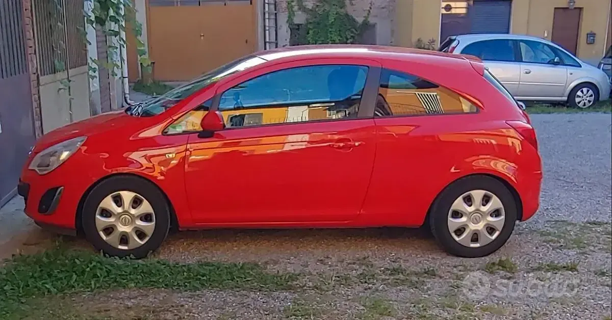 Usata Opel Corsa 80 CV (58 kW) 2012 Utilitaria