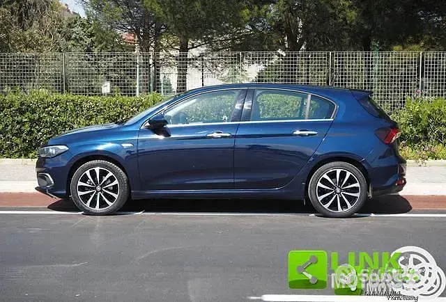 Usata Fiat Tipo Lounge 95 CV (69 kW) 2019 Blu Berlina