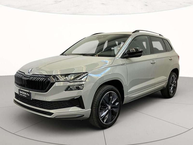 Grigio acciaio Usata 2023 Skoda Karoq SportLine SUV | 26.500 € (Cara) - Immagine 1/4
