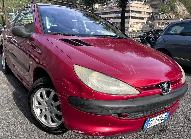Usata Peugeot 206 60 CV (44 kW) 2003 Rosso Coupé