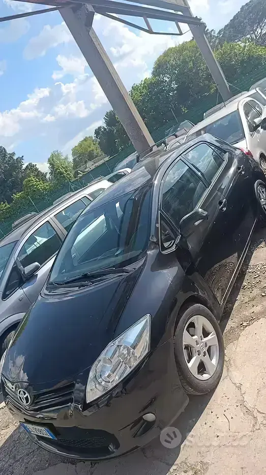 Usata Toyota Auris 90 CV (66 kW) 2011 Utilitaria