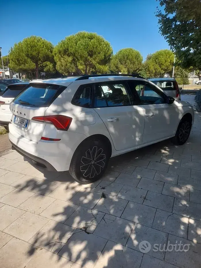 Usata Skoda Kamiq 95 CV (69 kW) 2023 Bianco SUV