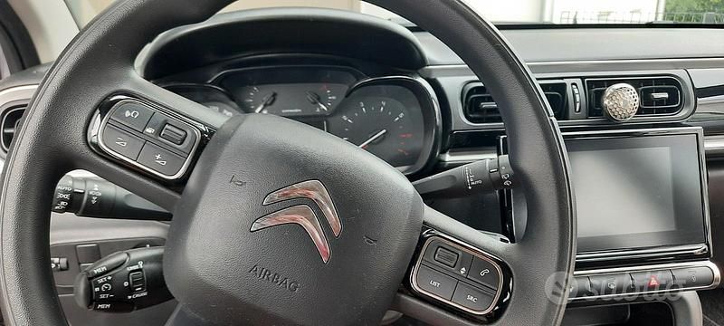 Gebraucht Citroën C3 PureTech 83 PS (61 kW) 2023 Grau Kleinwagen