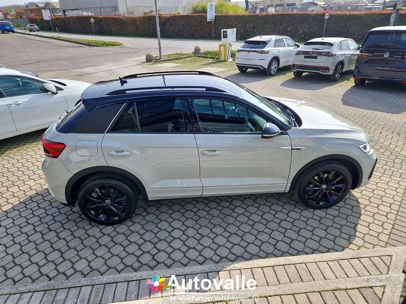 Usata VW T-Roc R-line 150 CV (110 kW) 2023 Bianco SUV