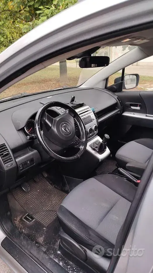 Usata Mazda 5 145 CV (106 kW) 2006 Grigio Monovolume