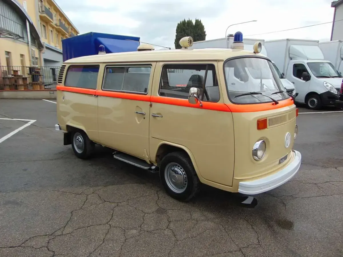 Usado VW T2 50 CV (36 kW) 1977 Amarillo Van