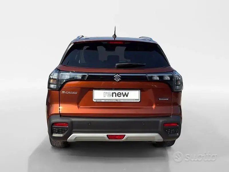 Usata Suzuki SX4 S-Cross 129 CV (94 kW) 2025 Marrone SUV