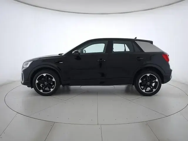 Usata Audi Q2 S-Line 116 CV (85 kW) 2025 Nero mito metallizzato SUV