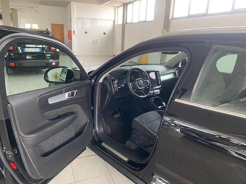 Usata Volvo XC40 Inscription 129 CV (94 kW) 2022 Nero SUV