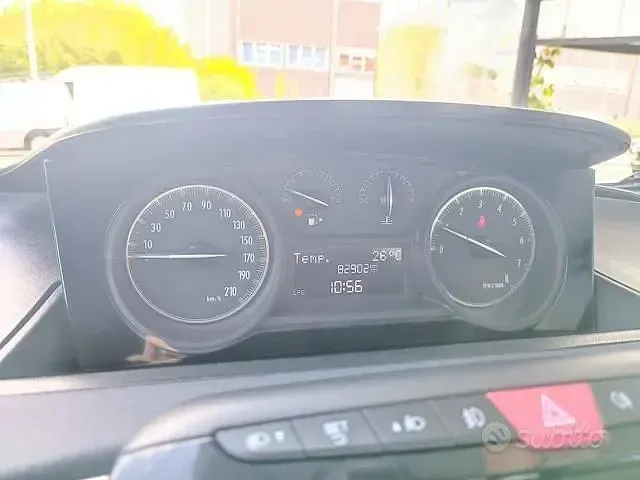 Usata Lancia Ypsilon Gold 69 CV (50 kW) 2021 Nero Utilitaria