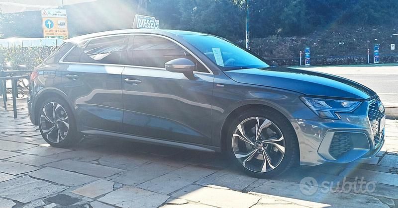 Usata Audi A3 S-Line 150 CV (110 kW) 2021 Grigio Berlina