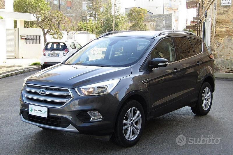 Grigio Usata 2017 Ford Kuga Business Edition SUV | 12.000 € (Ottimo prezzo) - Immagine 1/4