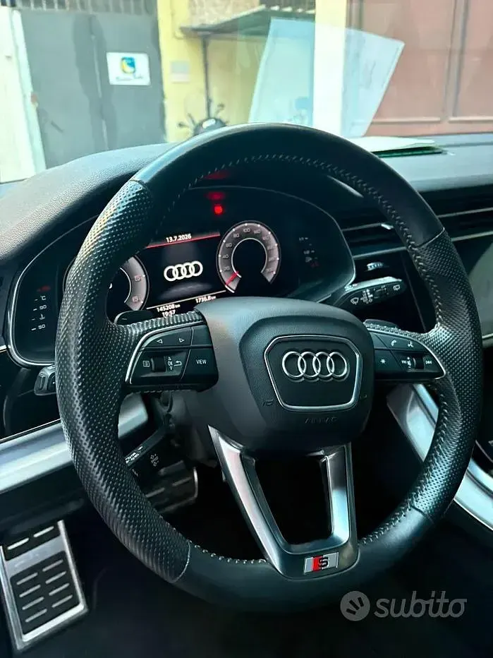 Usata Audi Q8 231 CV (169 kW) 2020 Bluazzurro SUV