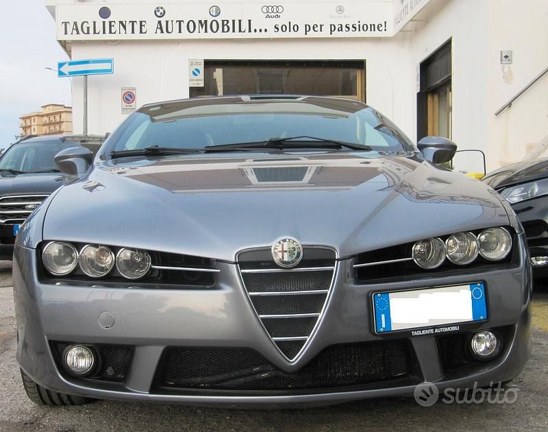 Usata Alfa Romeo Spider Exclusive 200 CV (147 kW) 2007 Grigio Cabrio