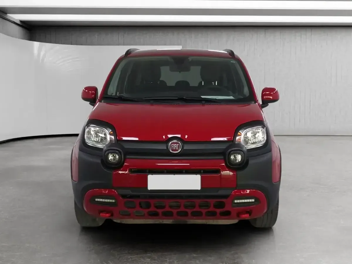 Usata Fiat Panda Cross Cross 70 CV (51 kW) 2024 Rosso Utilitaria