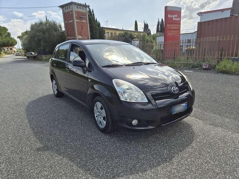 Usata Toyota Corolla Verso 110 CV (80 kW) 2008 Nero Monovolume