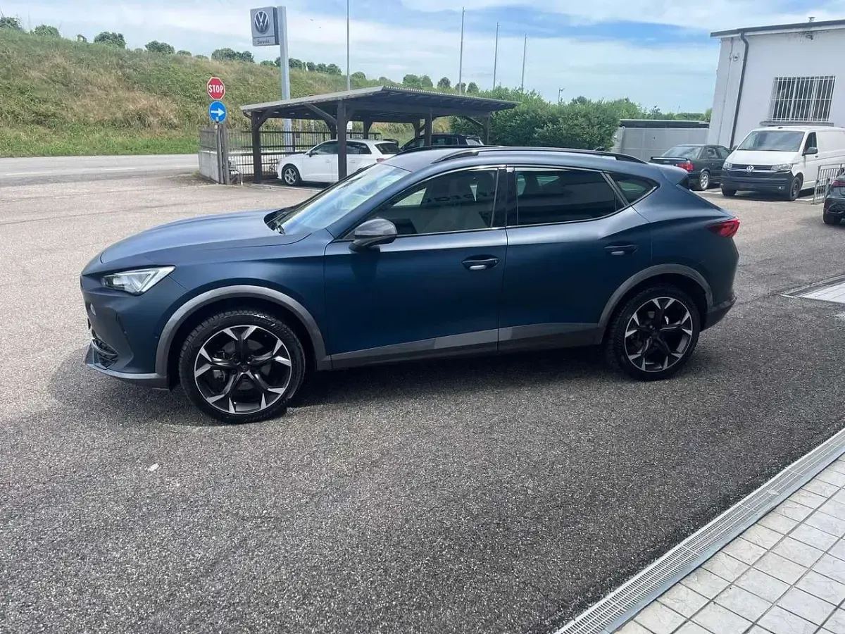 Usata Cupra Formentor 150 CV (110 kW) 2022 Blu petrolio opaco SUV