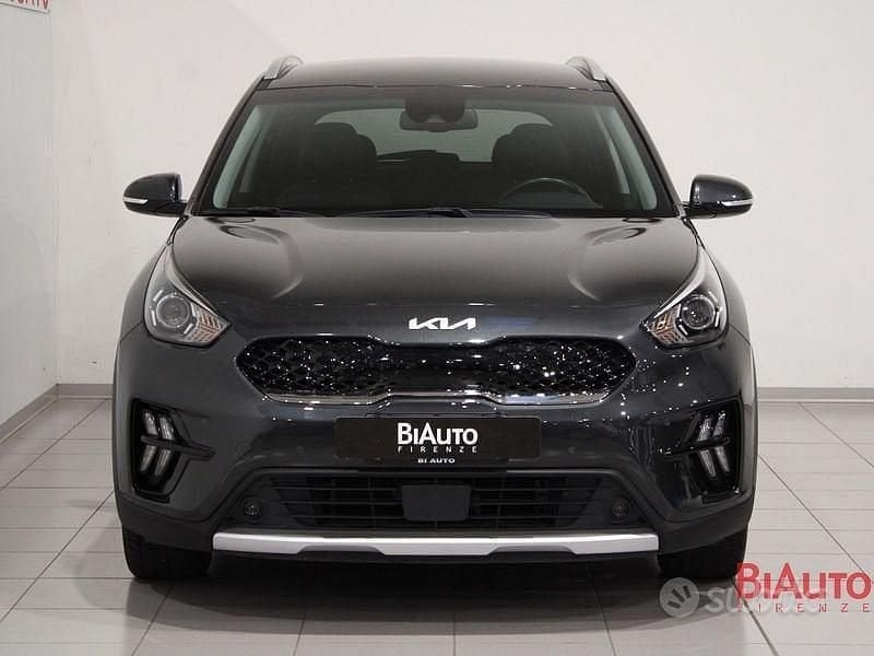 Usata Kia Niro Style 141 CV (103 kW) 2021 Grigio SUV