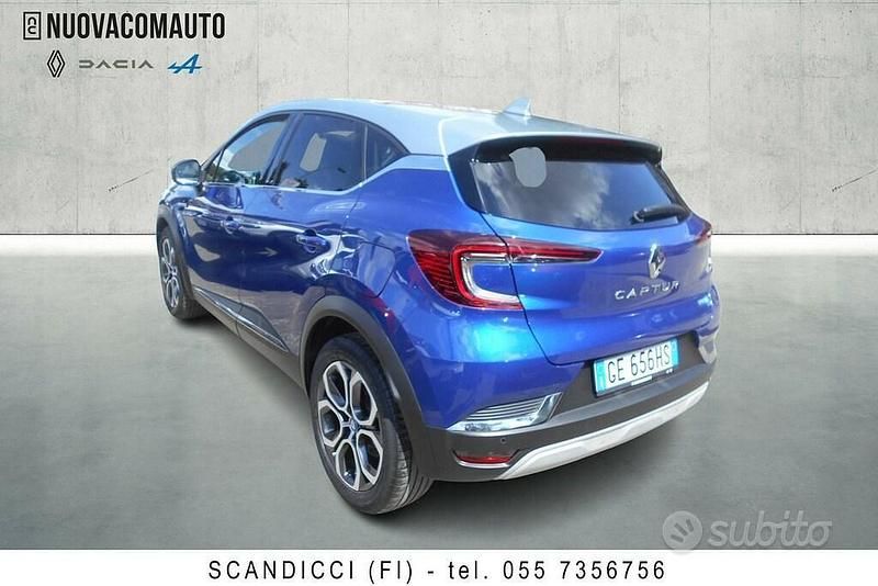 Usata Renault Captur Intens 160 CV (117 kW) 2021 Blu SUV