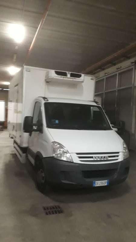 Usata Iveco Daily 150 CV (110 kW) 2009 Bianco Furgone