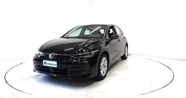 Usata VW Golf VIII Life 116 CV (85 kW) 2025 Nero Berlina