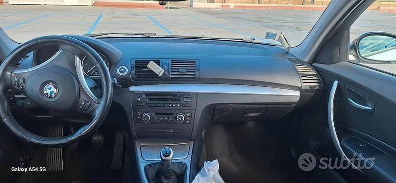 Usata BMW 120 177 CV (130 kW) 2008 Grigio Utilitaria