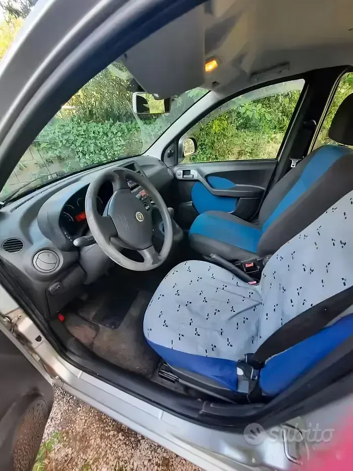 Usata Fiat Panda Active 60 CV (44 kW) 2011 Grigio Utilitaria