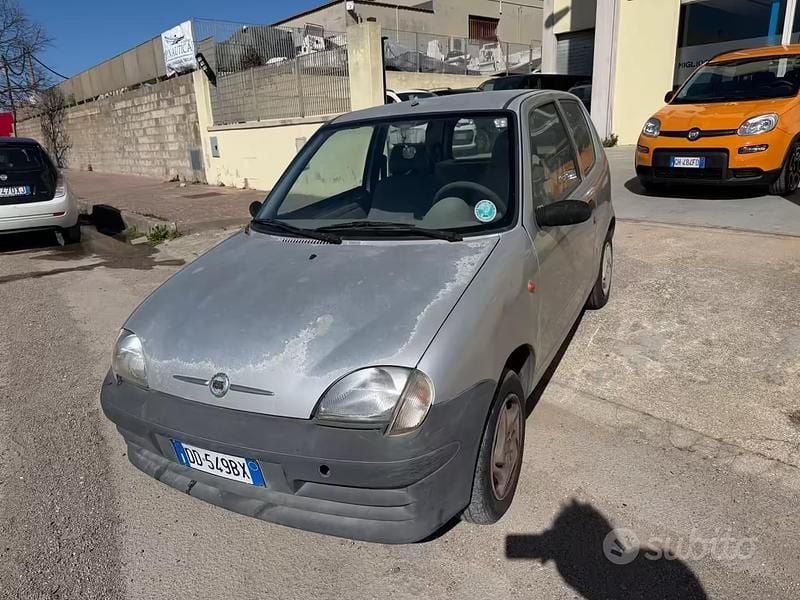 Usata Fiat 600 54 CV (39 kW) 2006 Grigio Utilitaria
