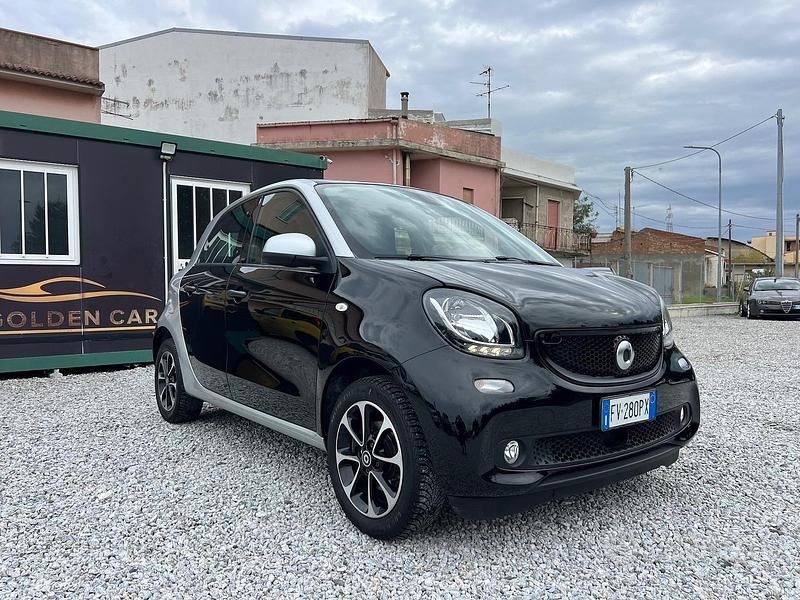Usata Smart ForFour Passion 70 CV (51 kW) 2019 Nero Utilitaria
