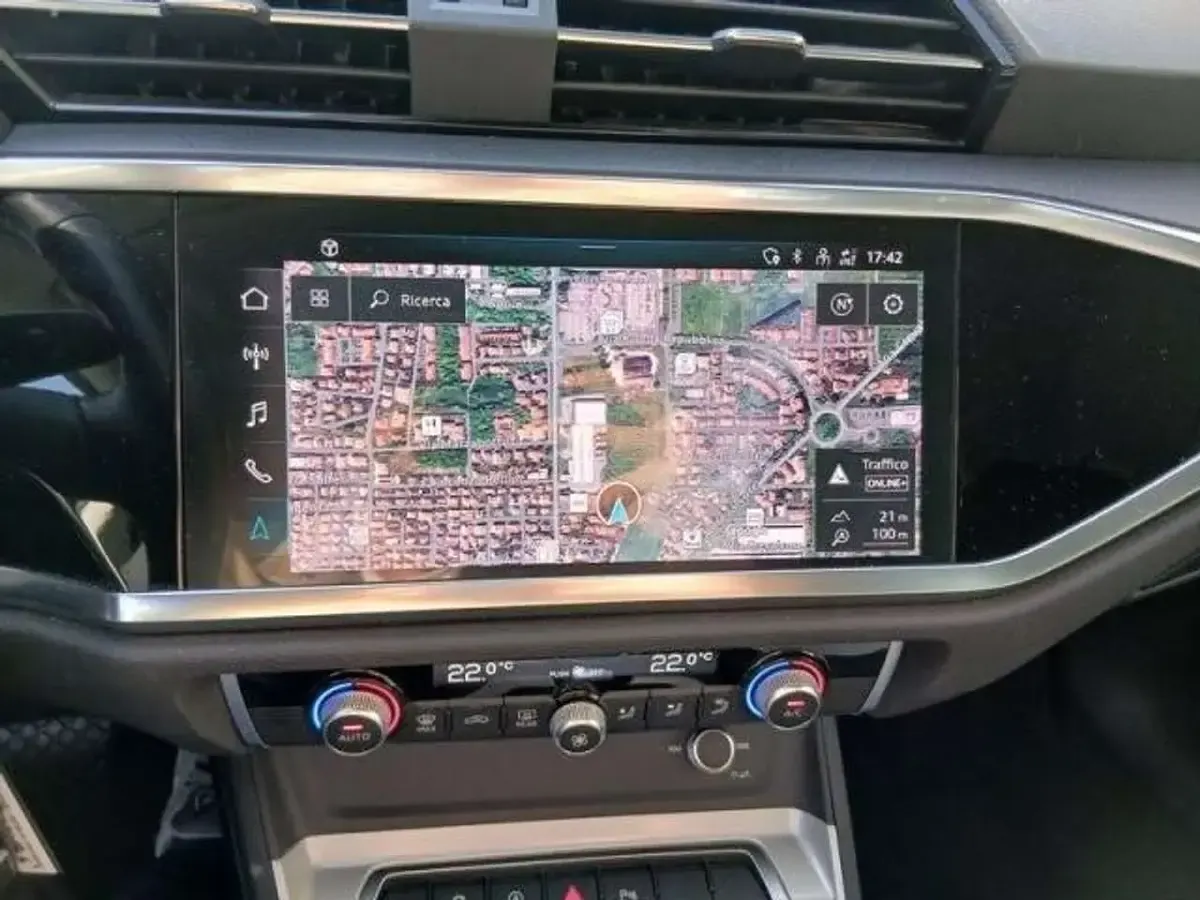 Usata Audi Q3 Advanced 150 CV (110 kW) 2024 Bianco SUV