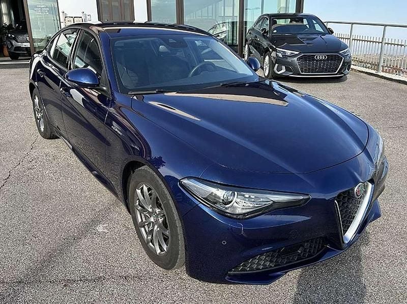 Usata Alfa Romeo Giulia Super 160 CV (117 kW) 2021 Blu Berlina