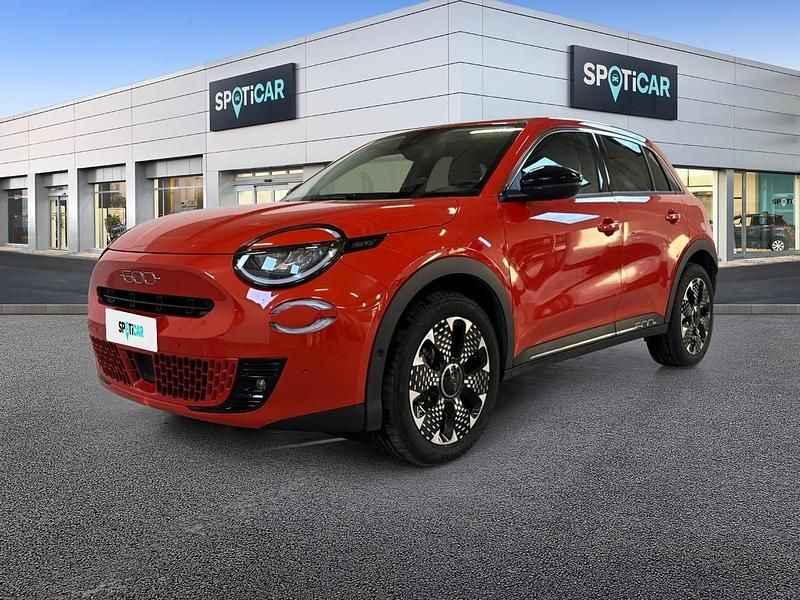 Usata Fiat 600 La Prima 101 CV (74 kW) 2024 Arancione SUV