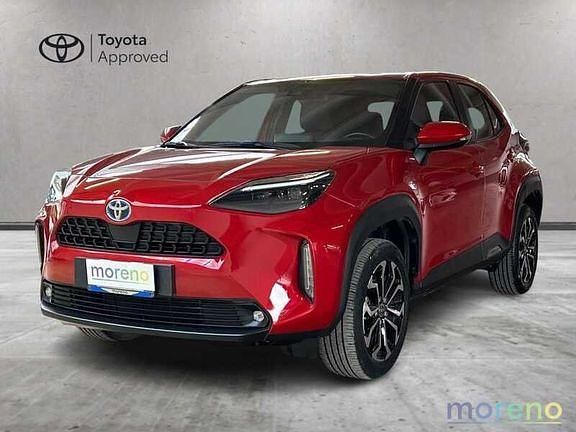 Usata Toyota Yaris Hybrid Trend 116 CV (85 kW) 2022 Rosso Pick-up