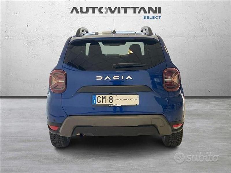 Usata Dacia Duster Journey 101 CV (74 kW) 2023 Blu scuro SUV