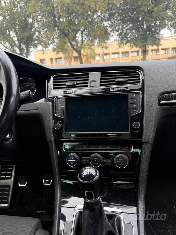 Usata VW Golf VII 110 CV (80 kW) 2013 Bianco Berlina