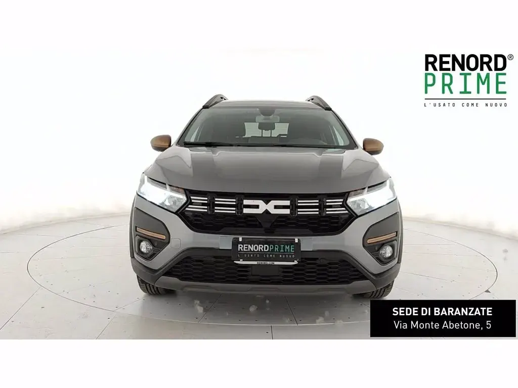 Usata Dacia Jogger Extreme 143 CV (105 kW) 2023 Grigio Monovolume