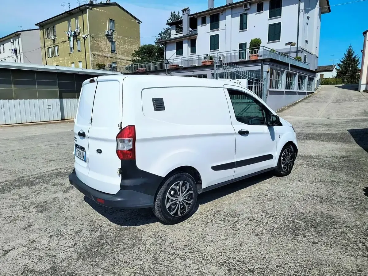 Usata Ford Transit Trend 96 CV (70 kW) 2018 Bianco Furgone